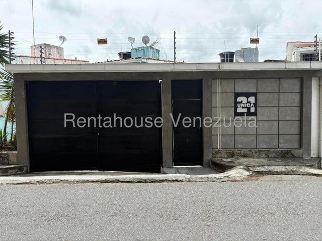Casa en Lomas De La Trinidad, Caracas