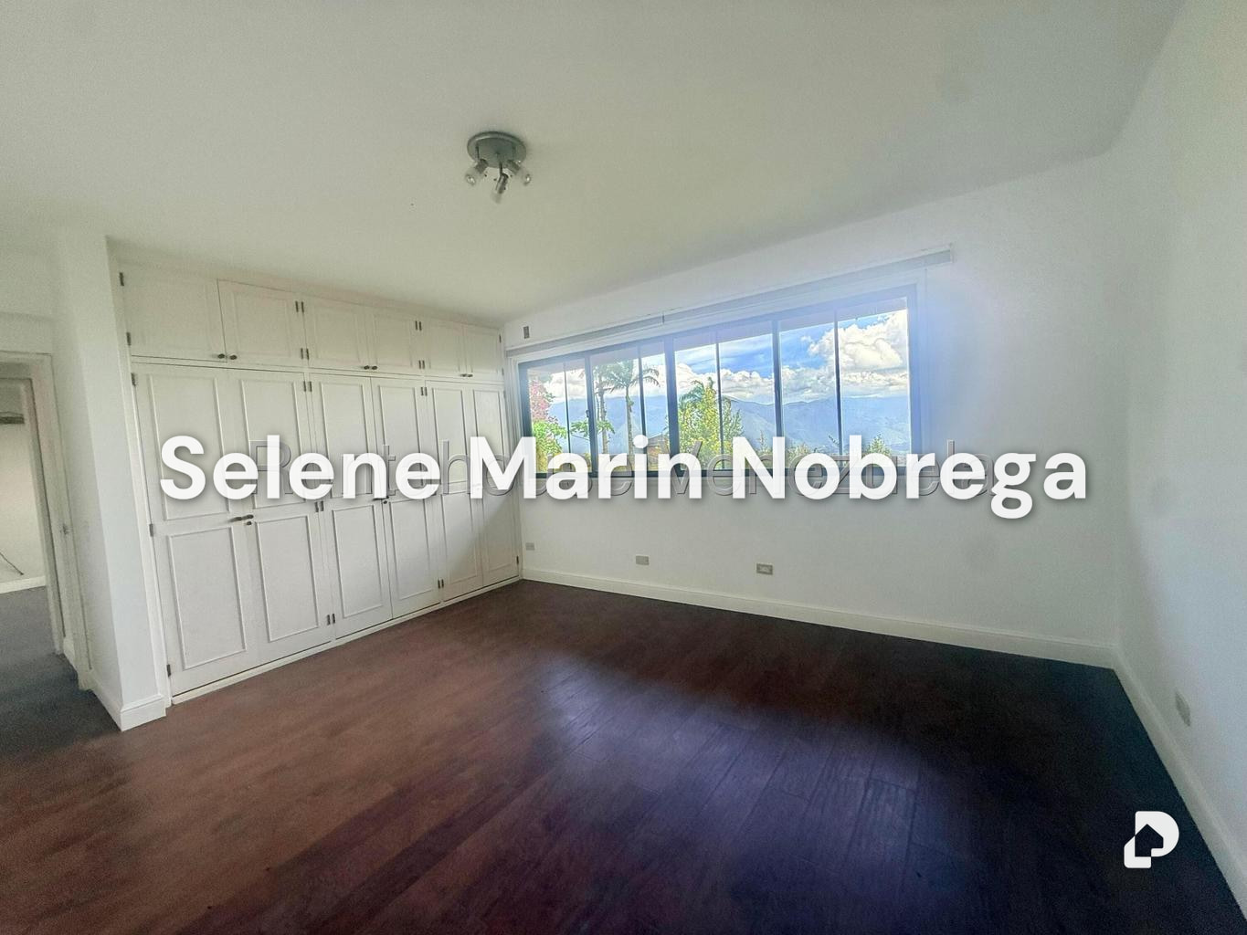 House in La Lagunita Country Club, Caracas – 18