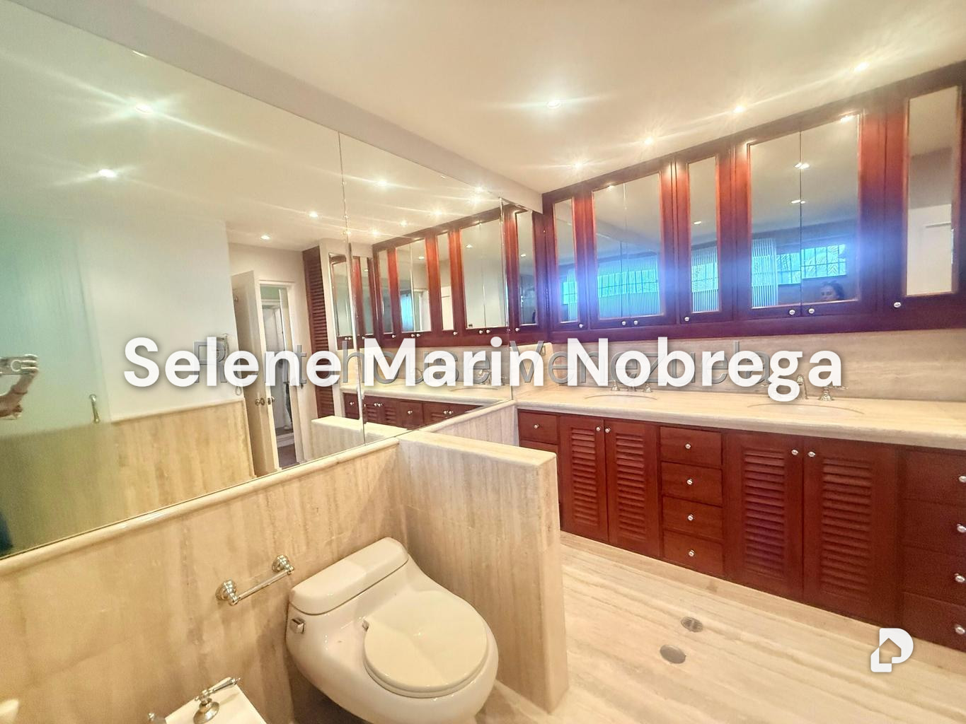 House in La Lagunita Country Club, Caracas – 15