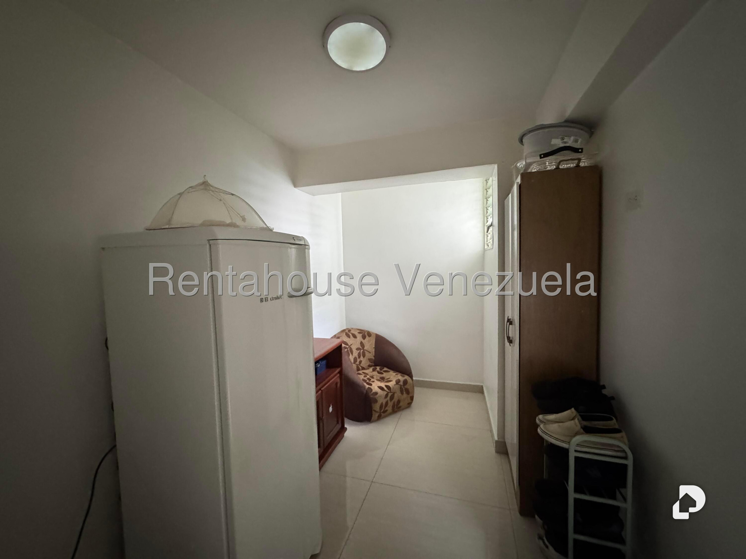 Apartamento en Santa Inés, Caracas – 16
