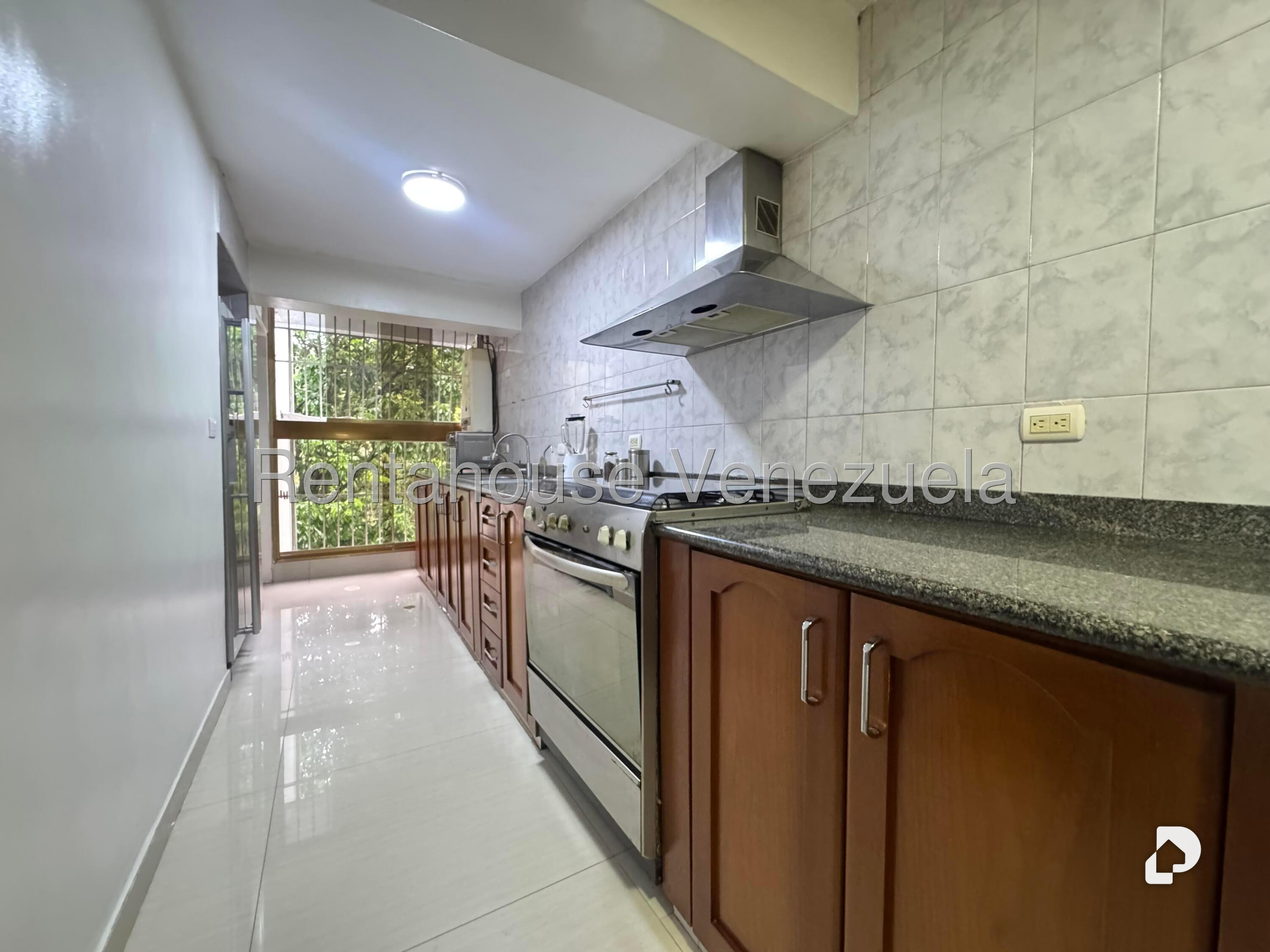 Apartamento en Santa Inés, Caracas – 13