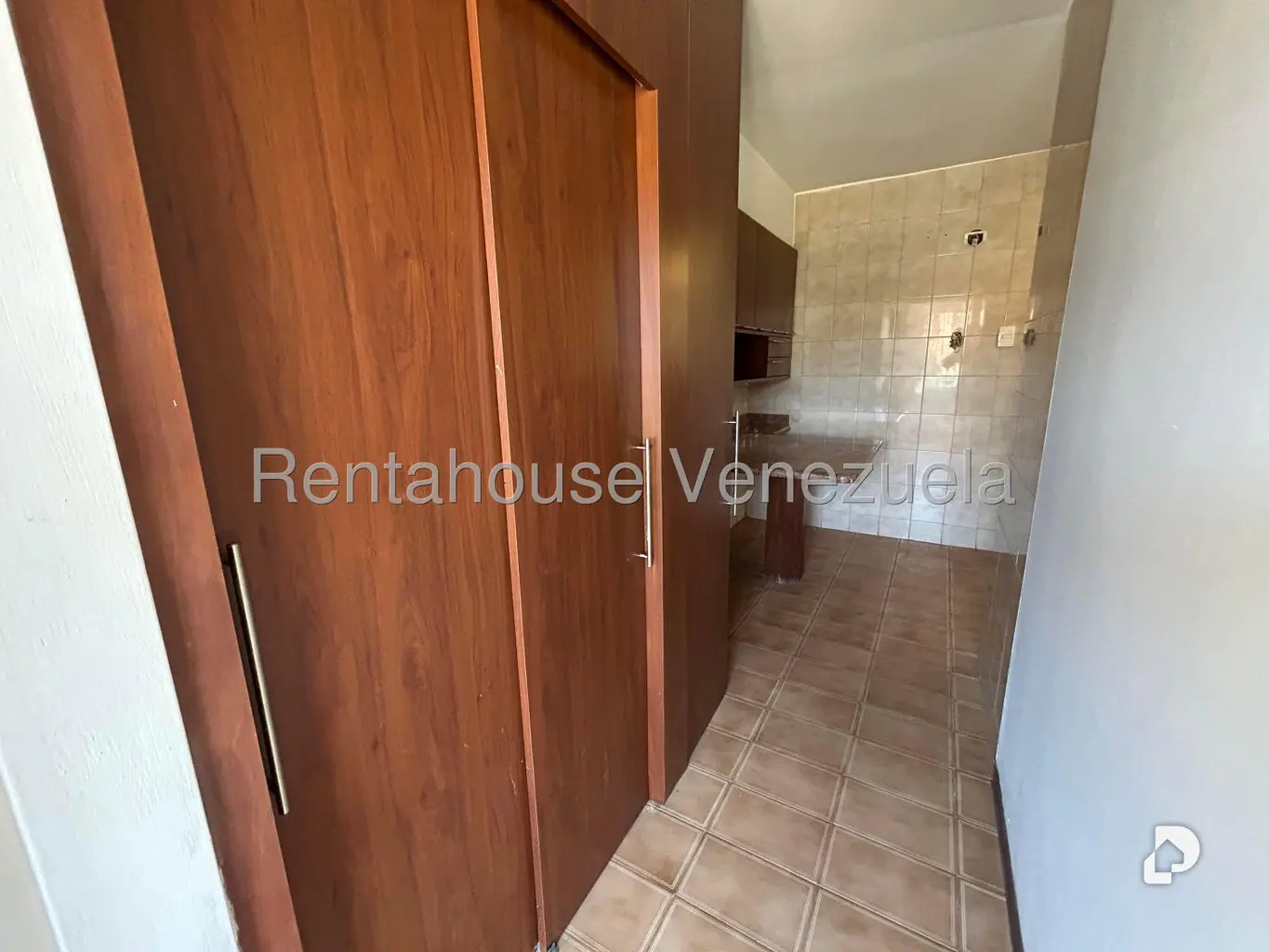 Apartamento en Los Samanes, Caracas – 12