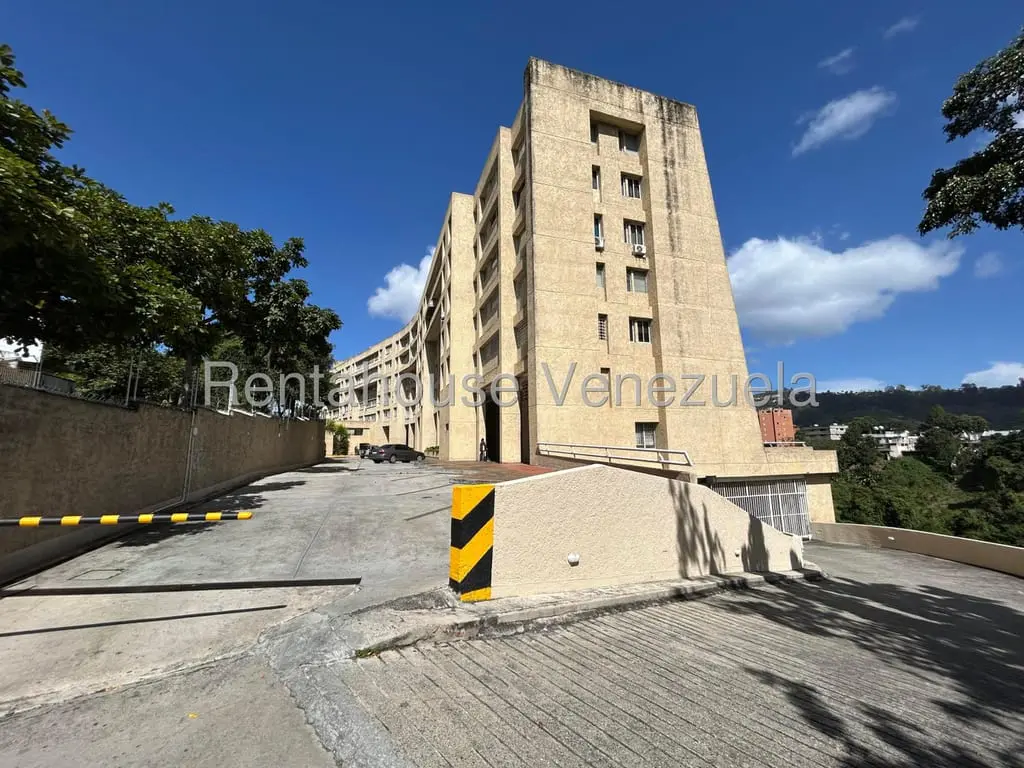 Apartment in Los Samanes, Caracas - 1