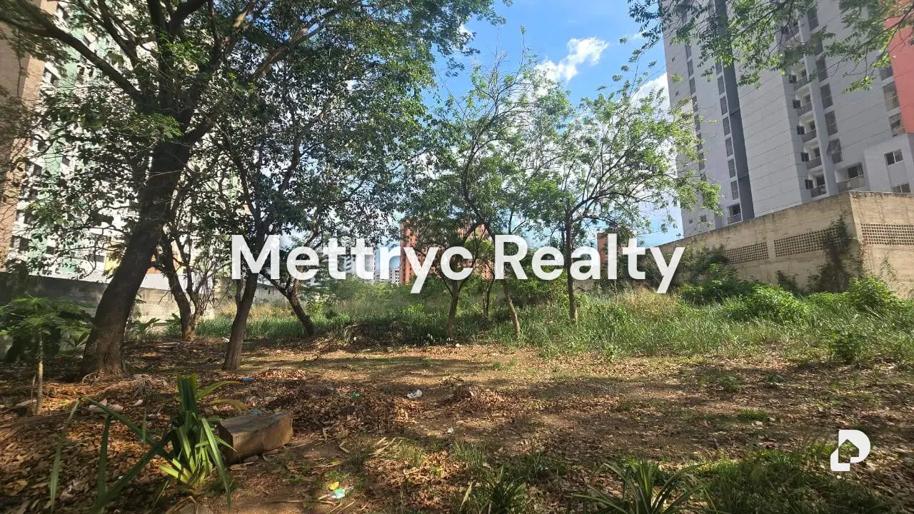Terreno en Parroquia Urbana San José, Valencia – 4