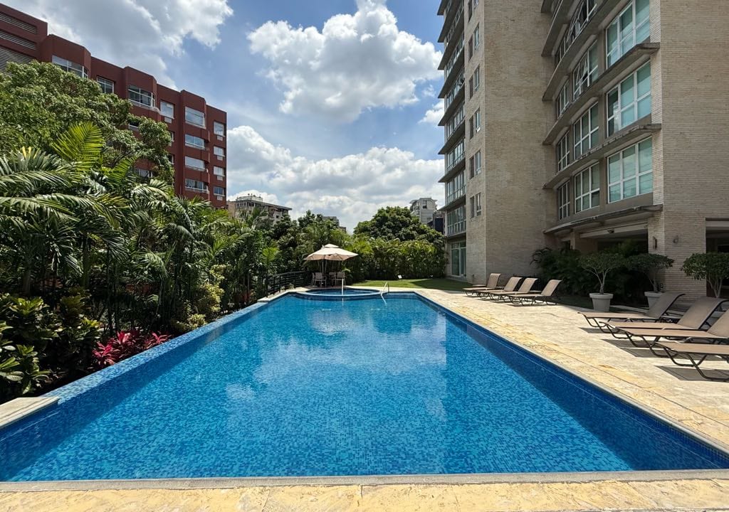 Apartamento en El Rosal, Caracas - 1