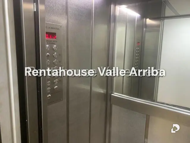 Apartamento en Horizonte, Caracas – 2