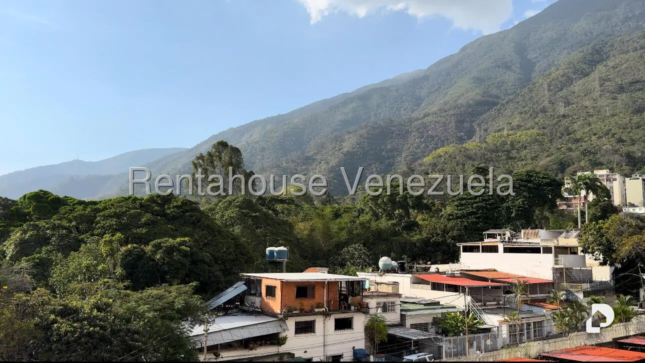 Edificio en Los Dos Caminos, Caracas – 10
