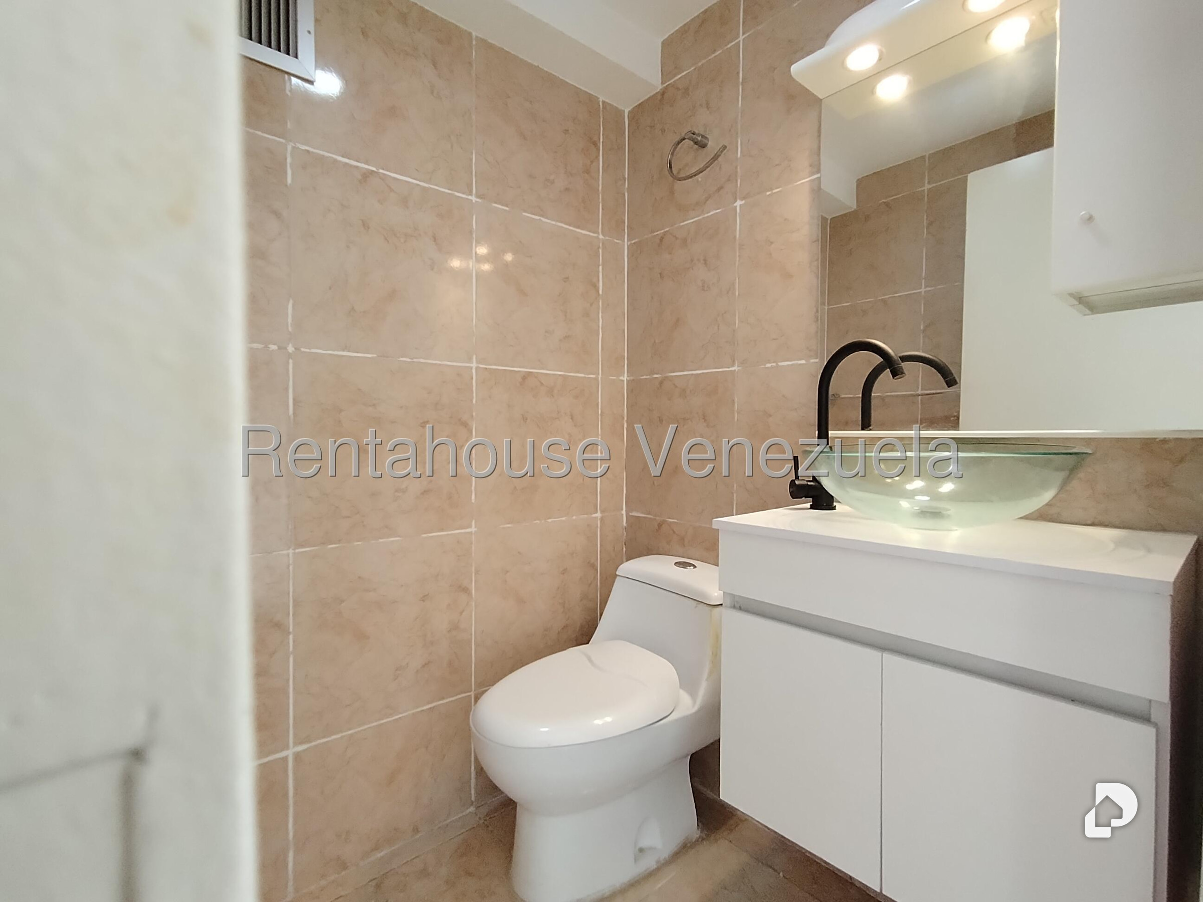 Local comercial en Altamira, Caracas – 7