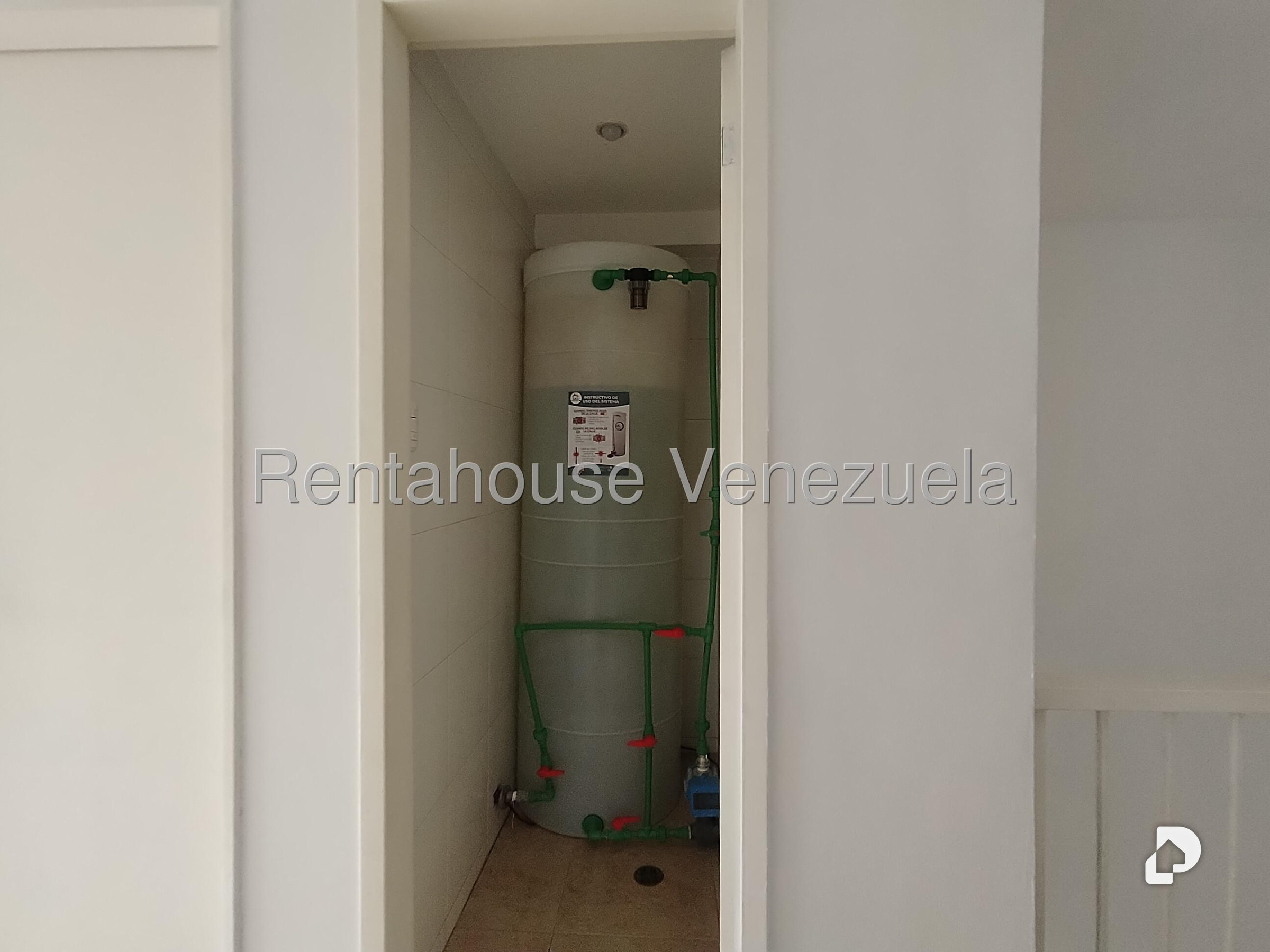 Local comercial en Altamira, Caracas – 15