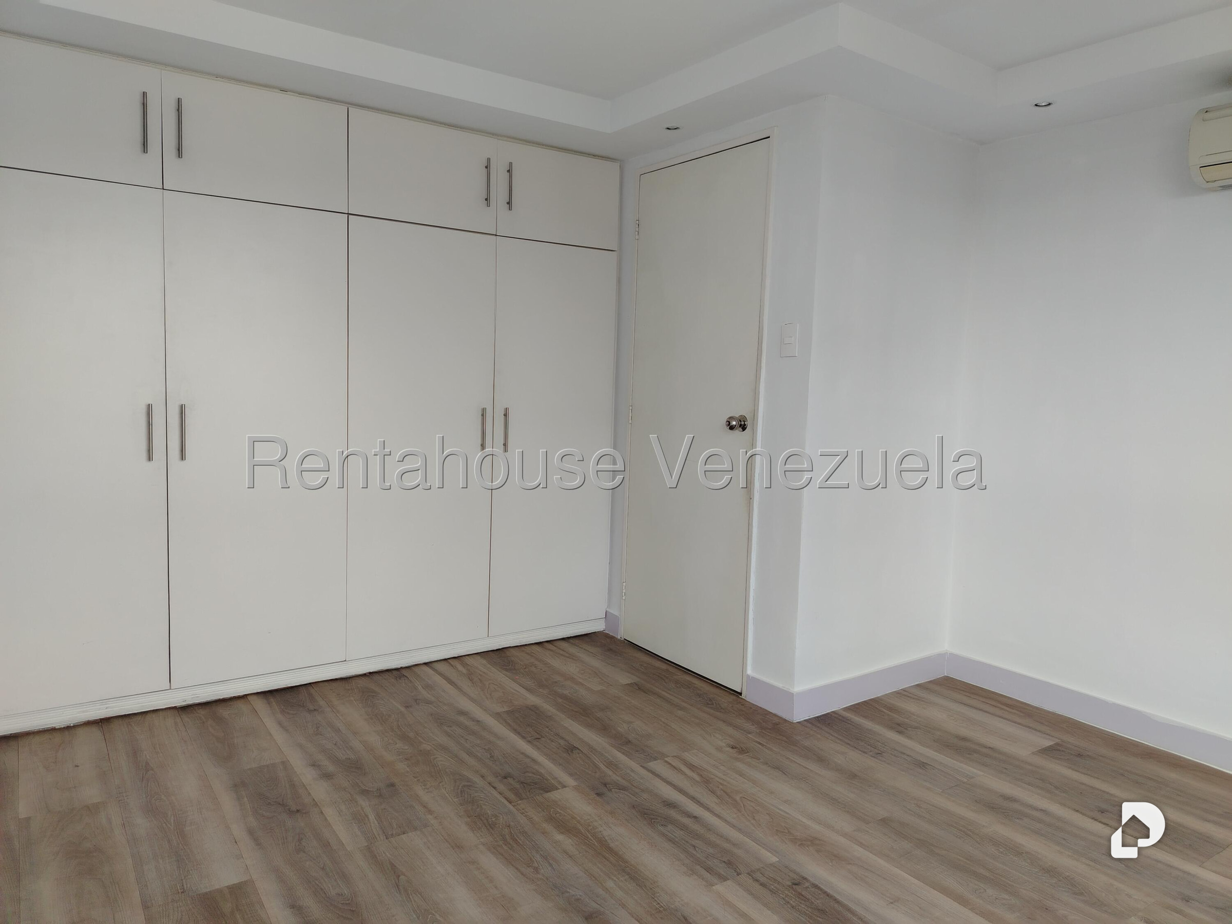 Local comercial en Altamira, Caracas – 10