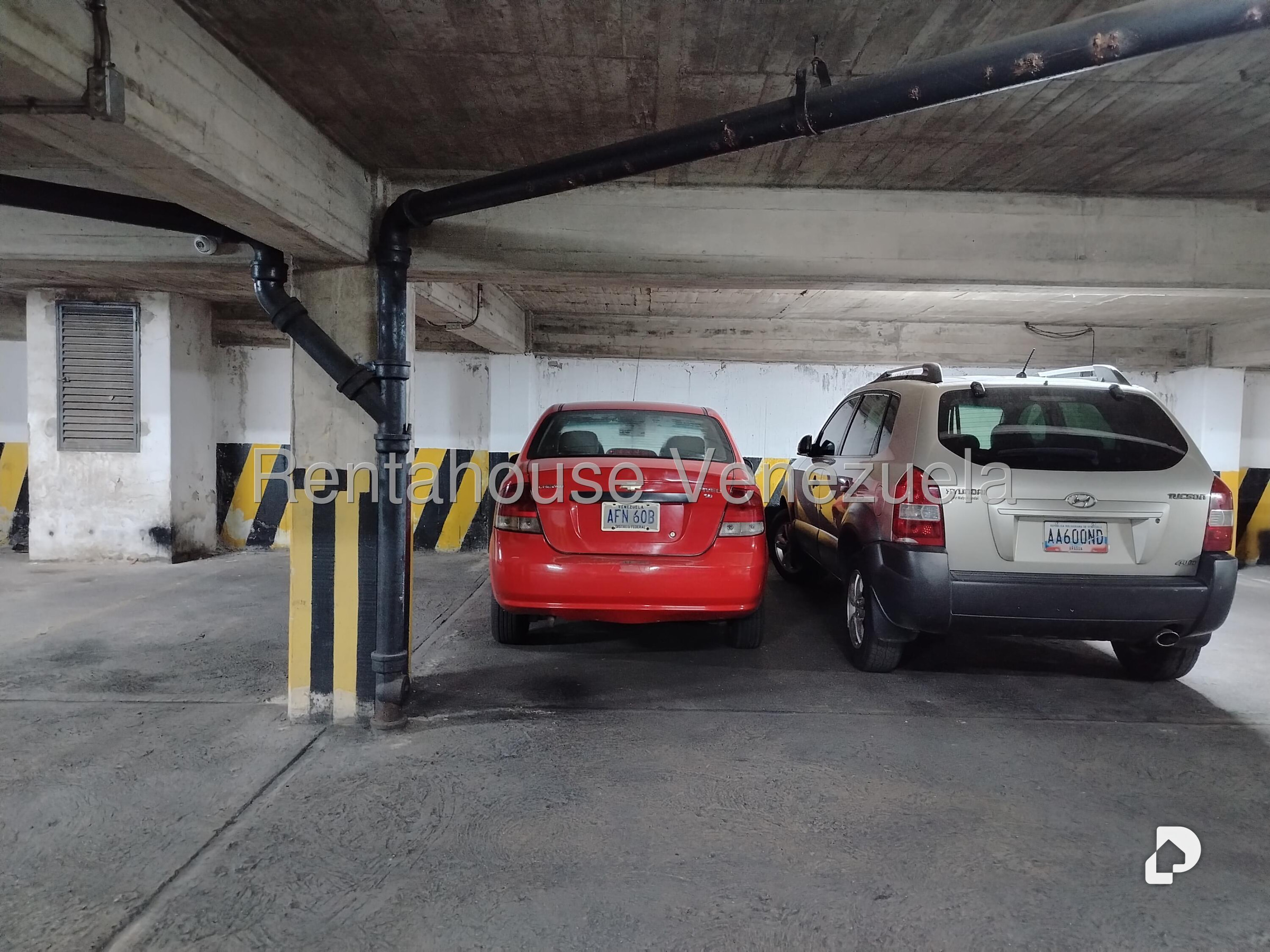 Local comercial en Altamira, Caracas – 16