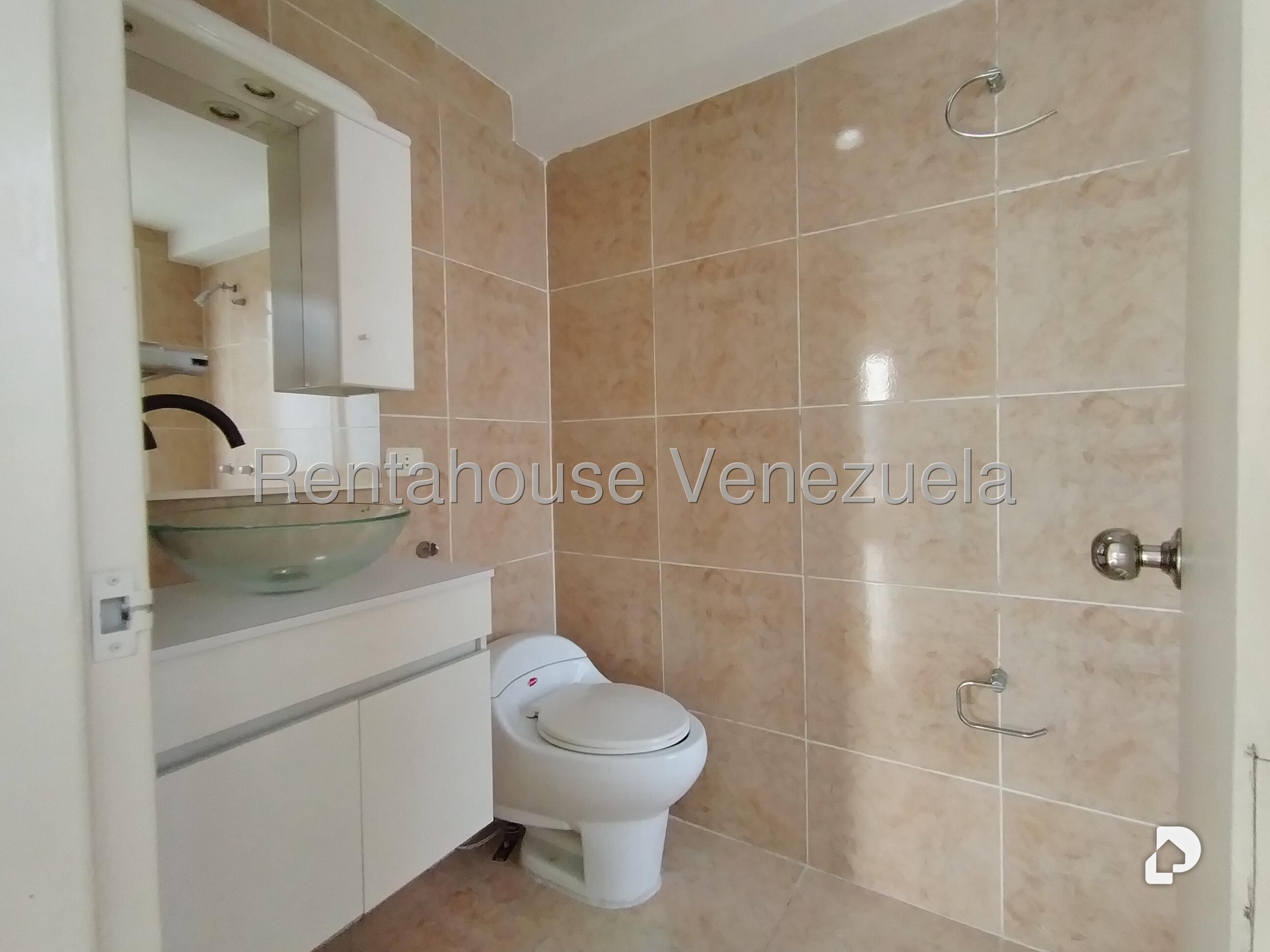 Local comercial en Altamira, Caracas – 5