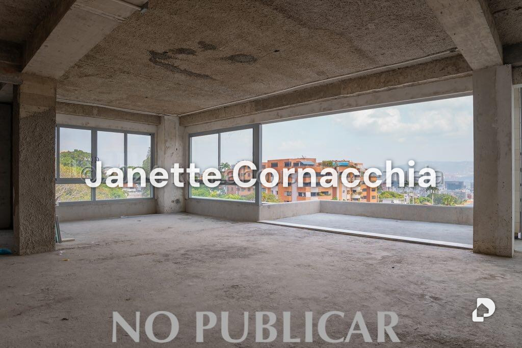 Apartamento en Altamira, Caracas – 4