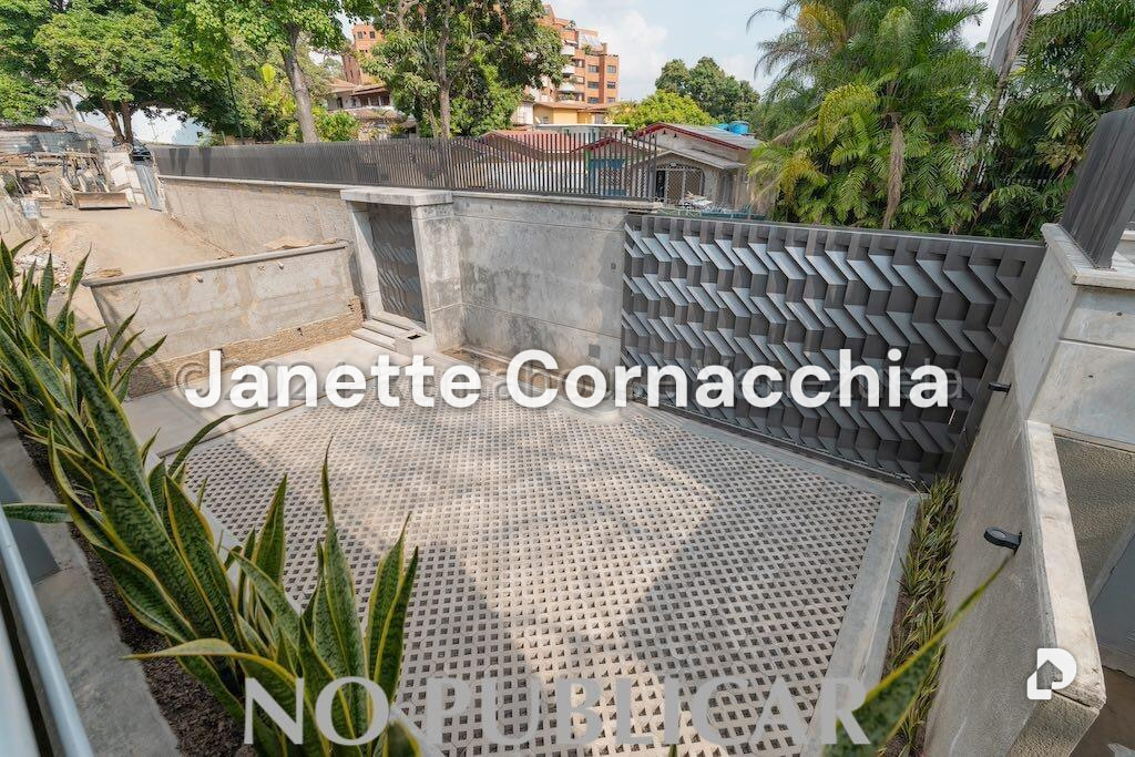 Apartamento en Altamira, Caracas – 18