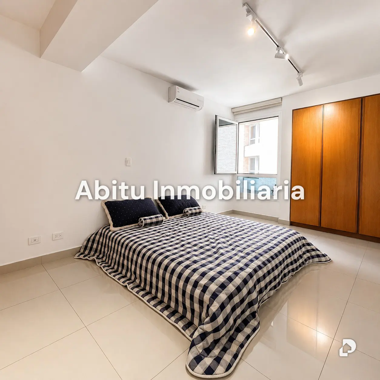 Apartamento en Lomas de Las Mercedes, Caracas – 19