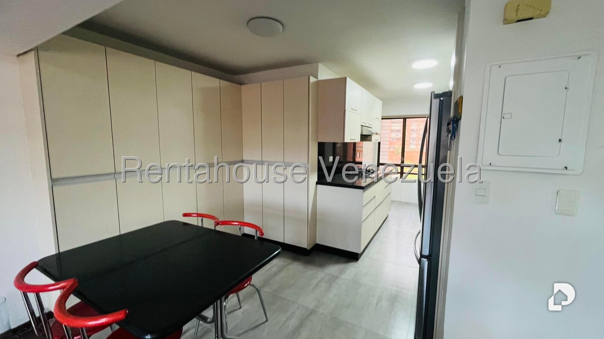 Apartamento en Los Dos Caminos, Caracas – 17