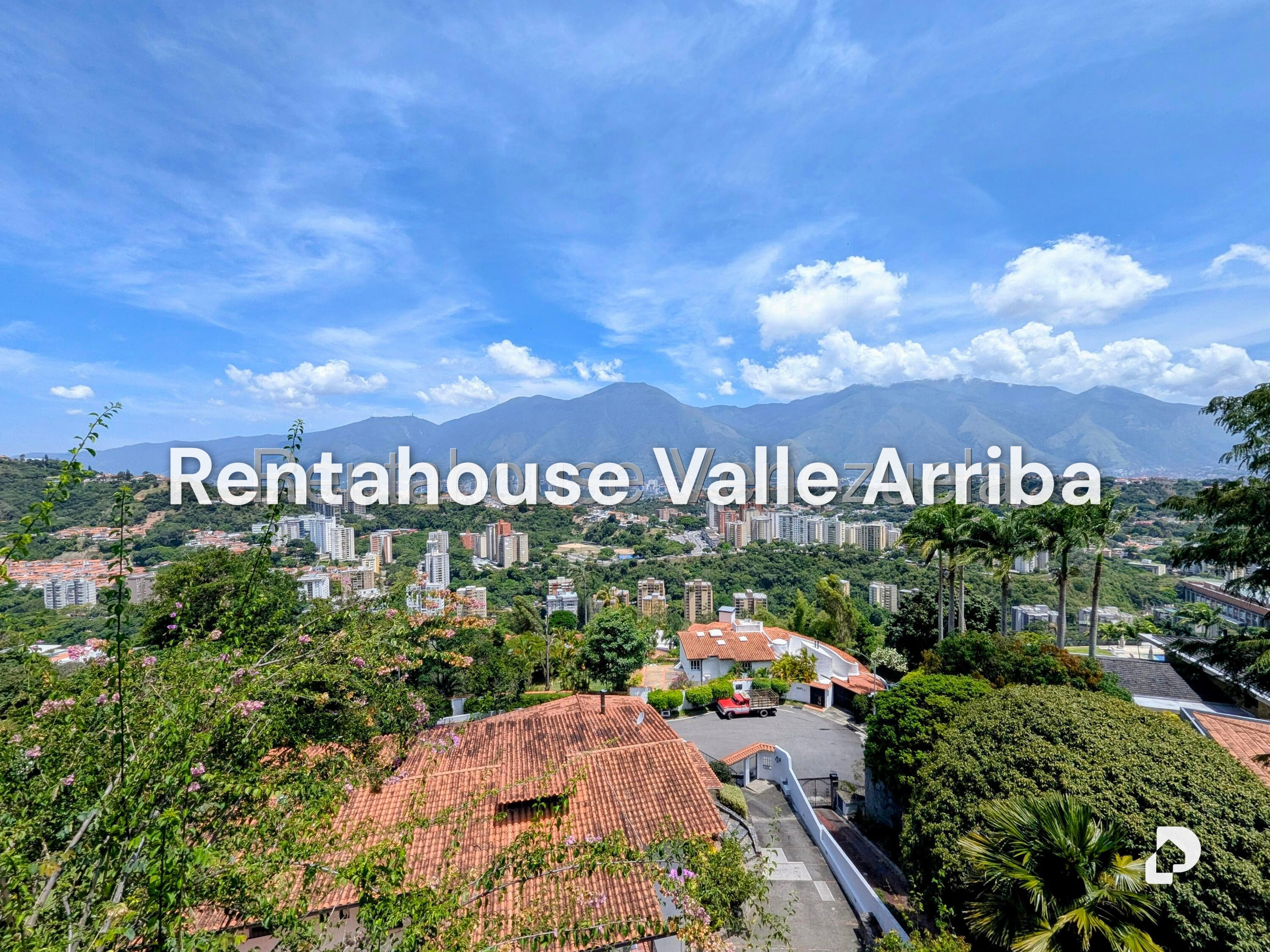 Casa en Cerro Verde, Caracas – 19