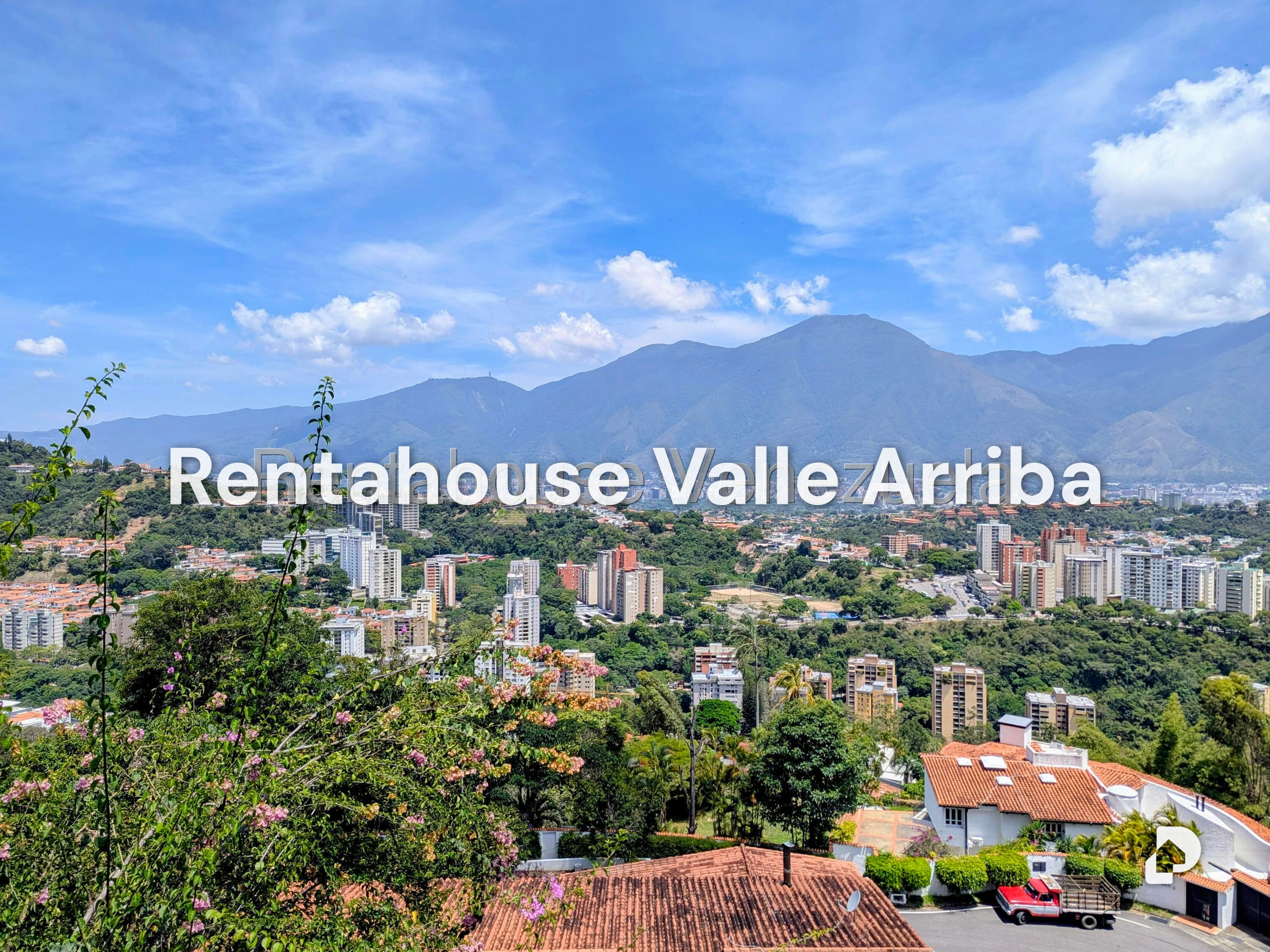 Casa en Cerro Verde, Caracas – 18