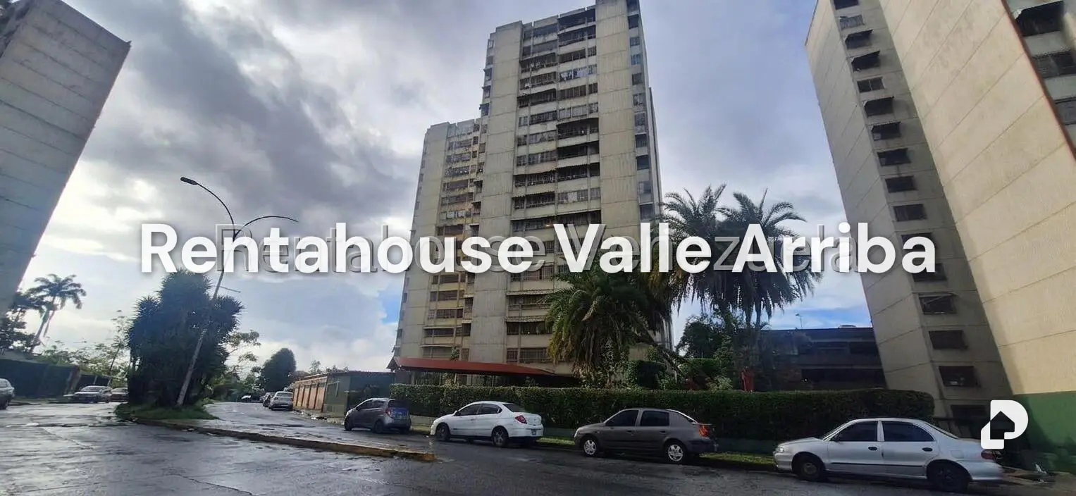 Apartamento en La Rosaleda, San Antonio de Los Altos – 1