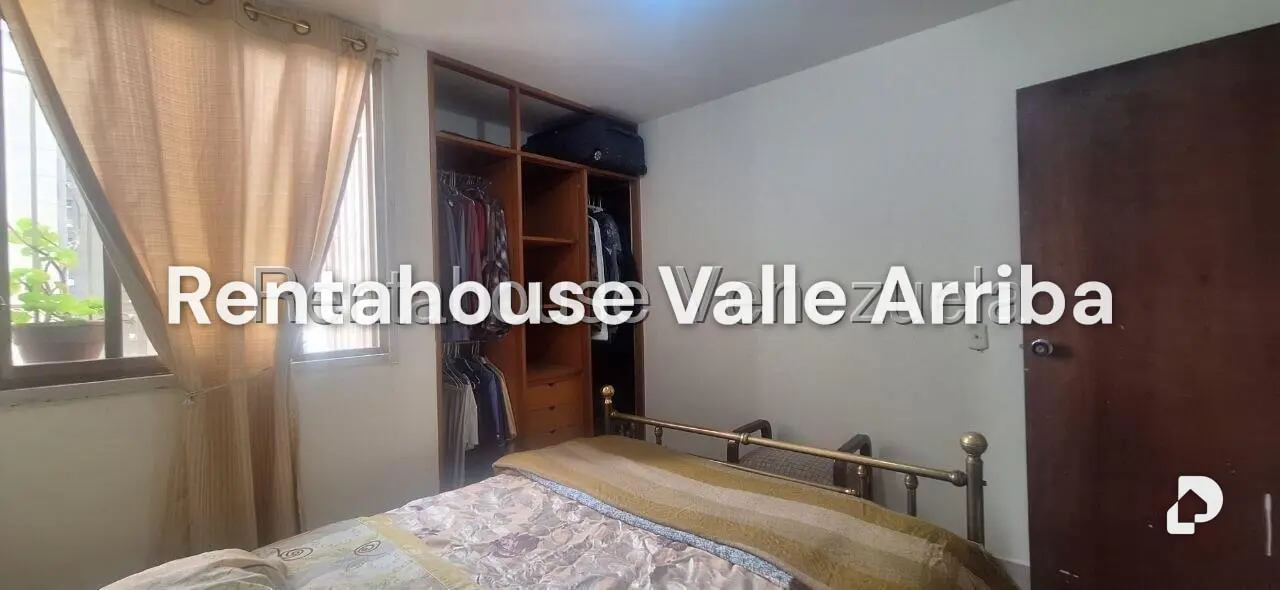 Apartamento en La Rosaleda, San Antonio de Los Altos – 11
