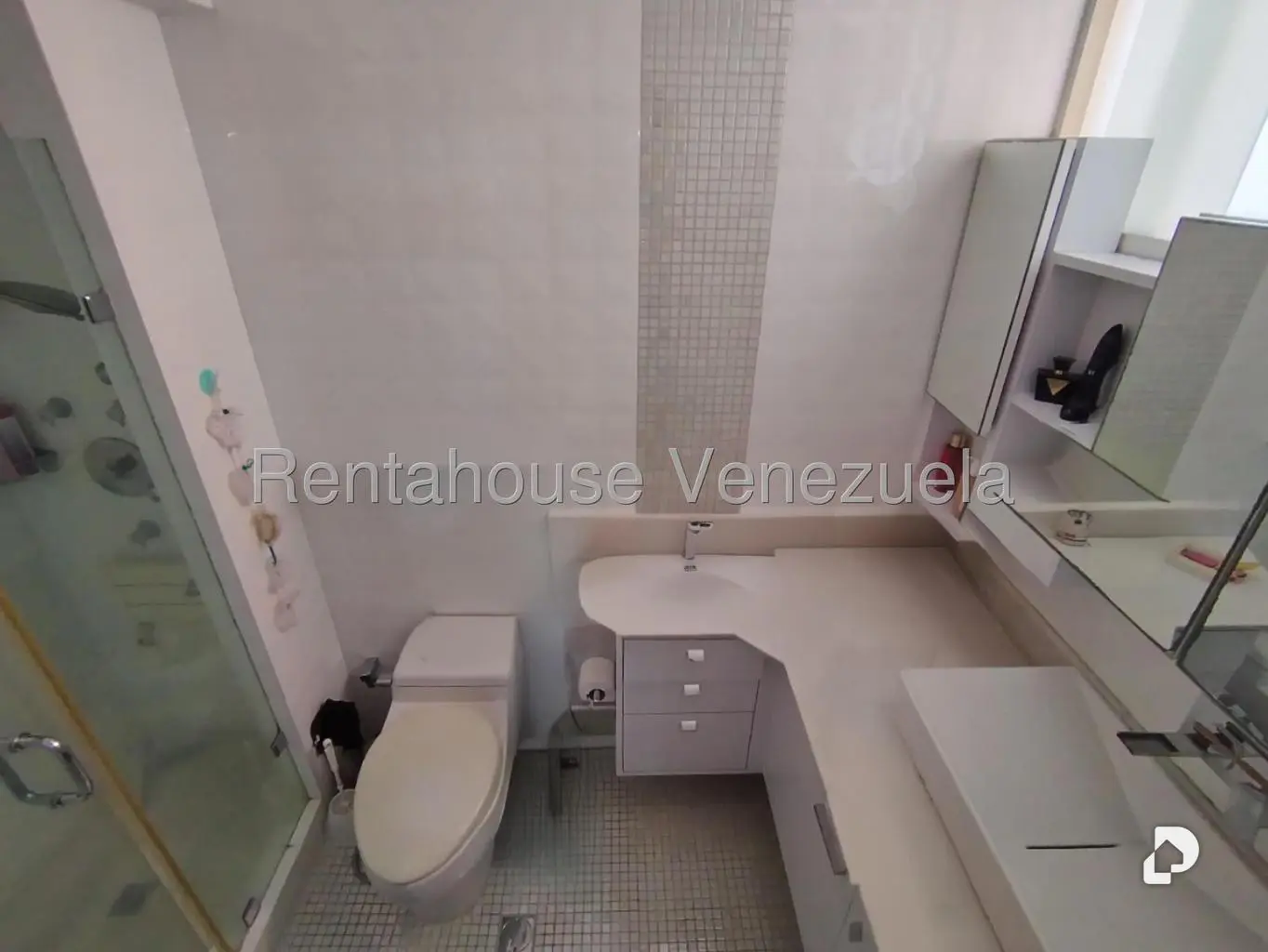 Apartamento en Prados del Este, Caracas – 19