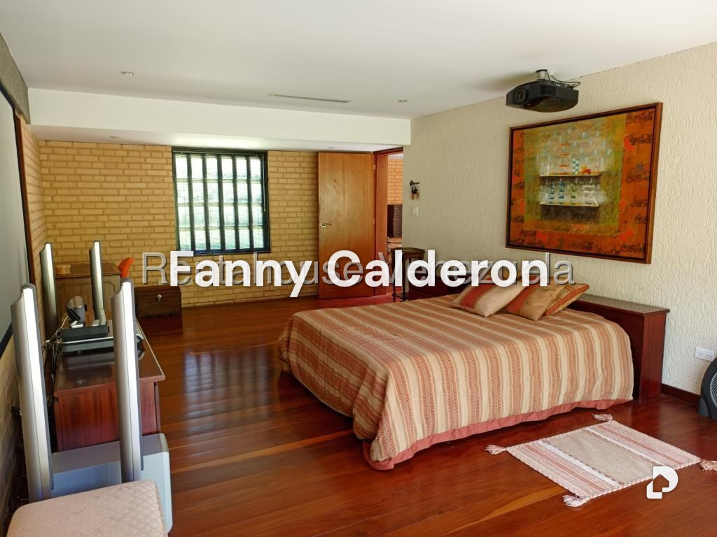 Casa en Oripoto, Caracas – 20