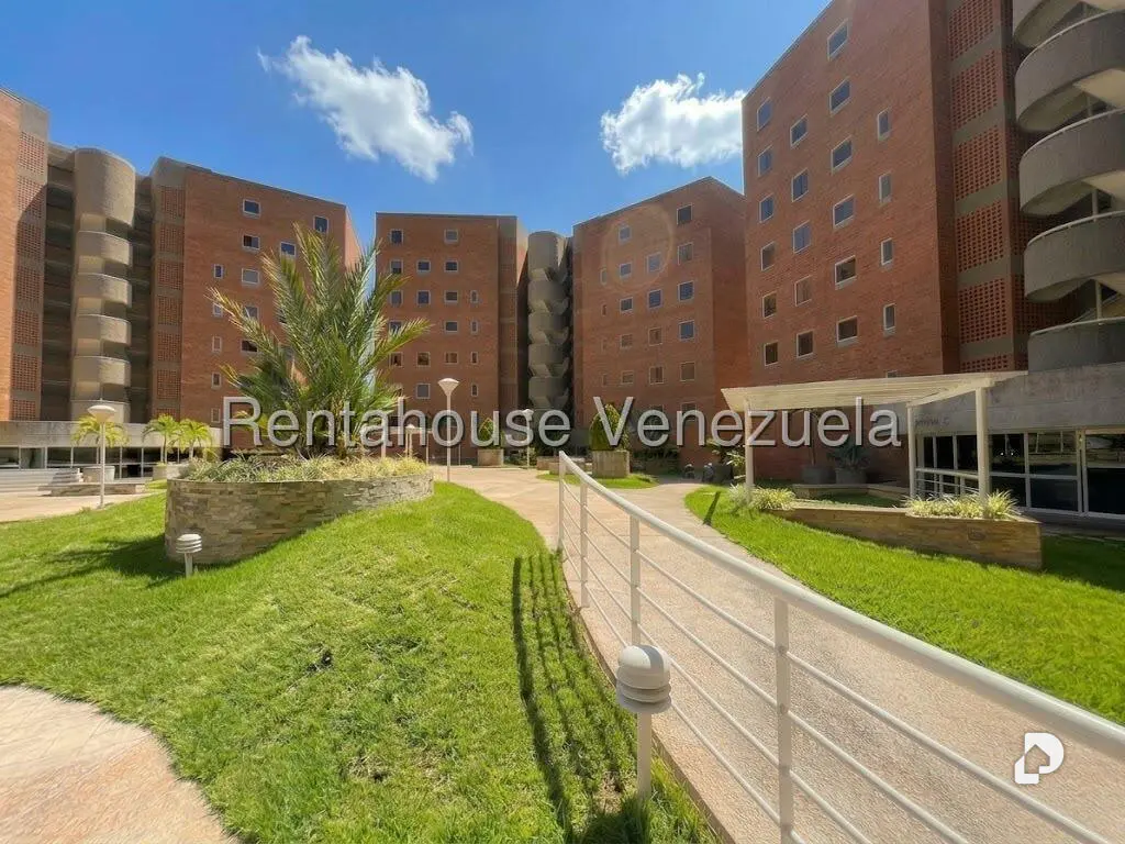 Apartamento en El Cigarral, Caracas – 3