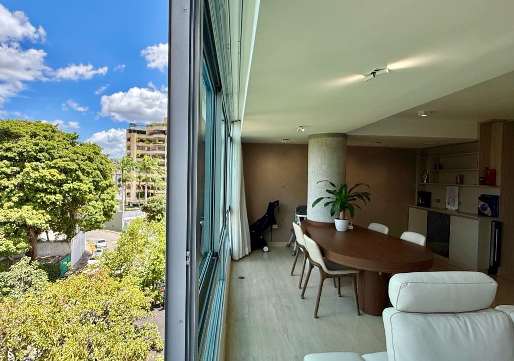 Apartamento en Country Club, Caracas - 1