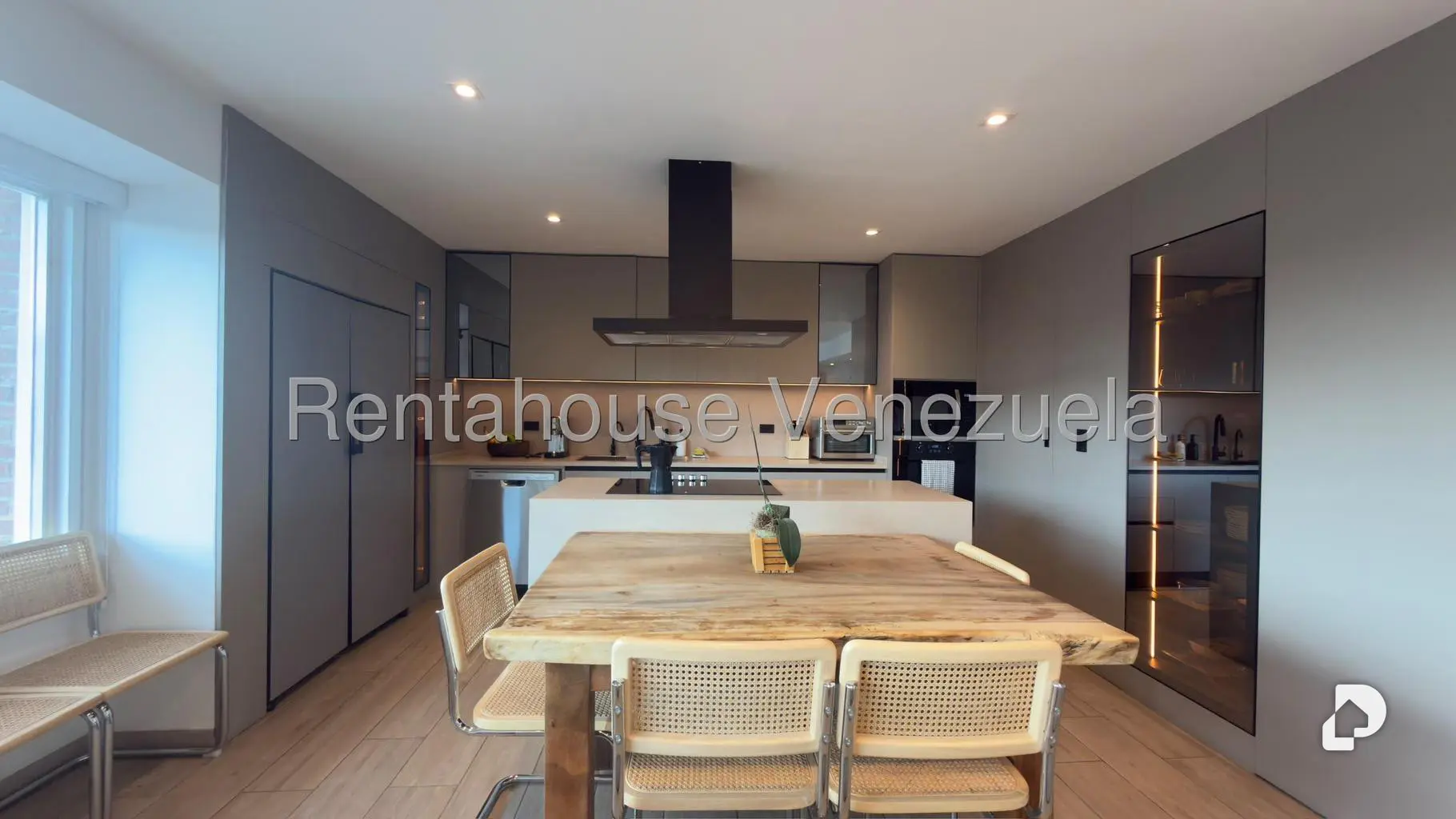 Apartamento en El Rosal, Caracas – 5