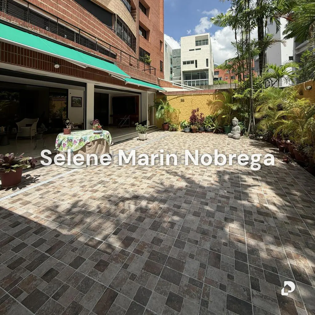Apartment in La Castellana, Caracas – 26