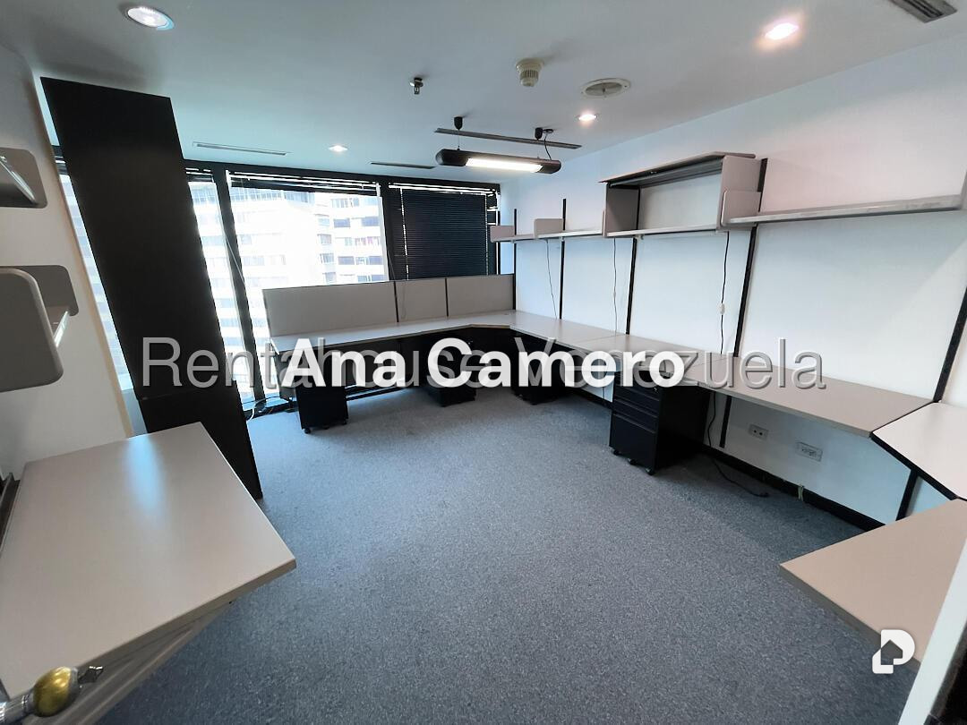 Oficina en El Rosal, Caracas – 27