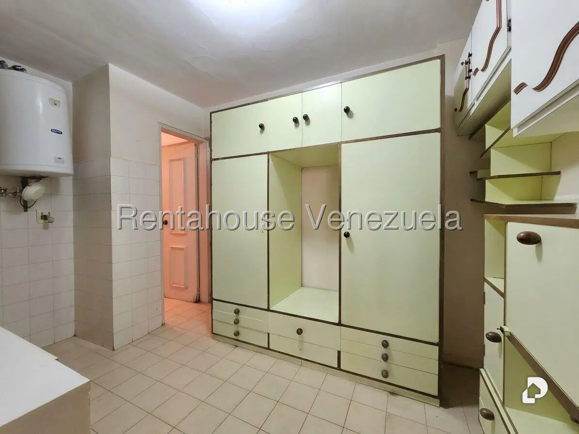 Apartamento en Santa Rosa de Lima, Caracas