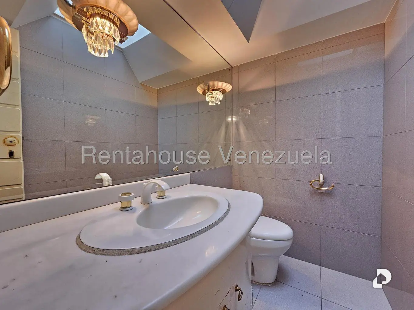 Apartamento en Santa Rosa de Lima, Caracas