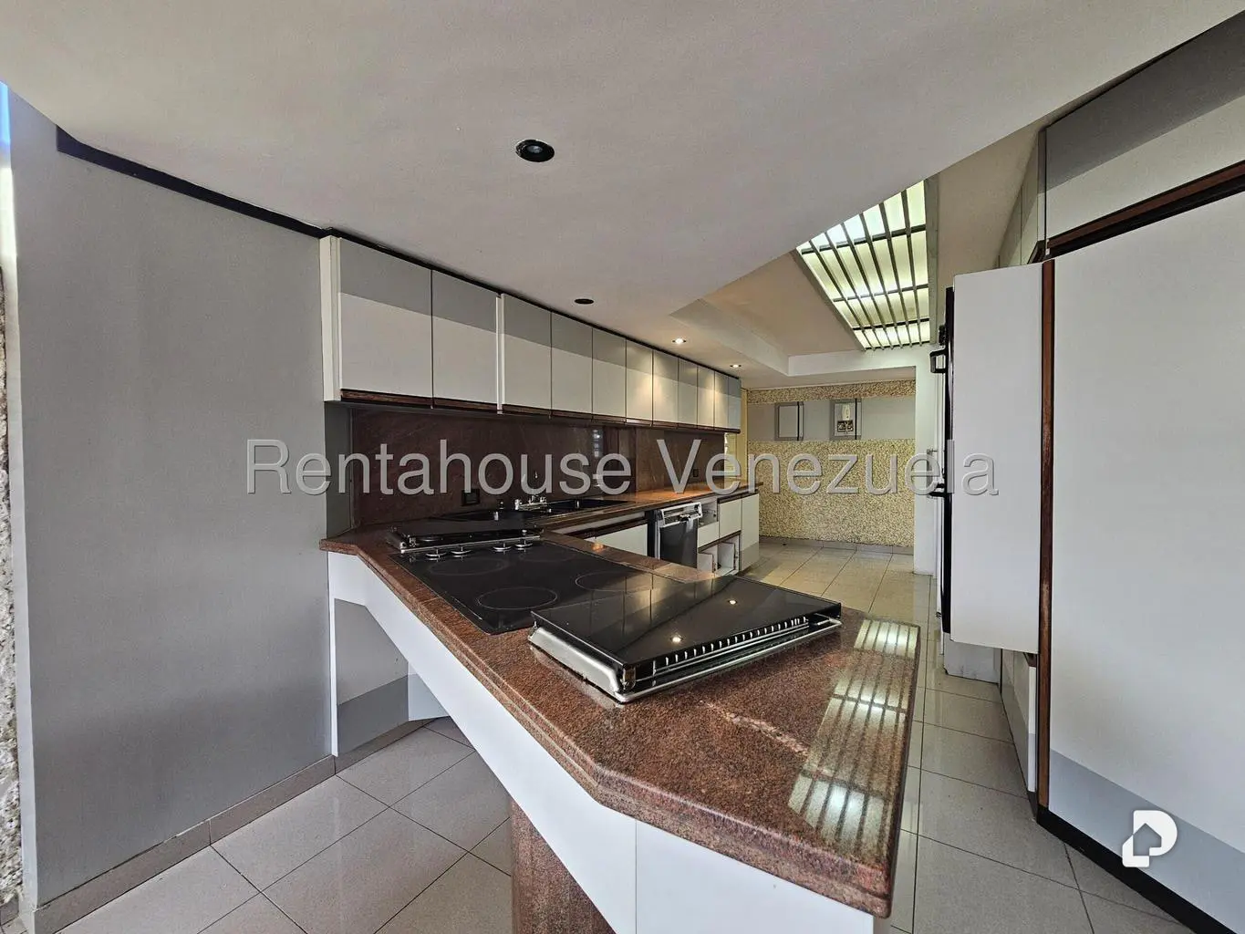 Apartamento en Santa Rosa de Lima, Caracas