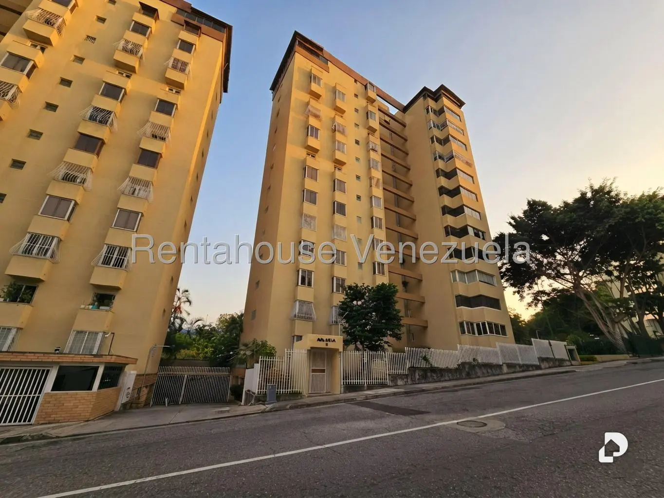 Apartamento en Santa Rosa de Lima, Caracas