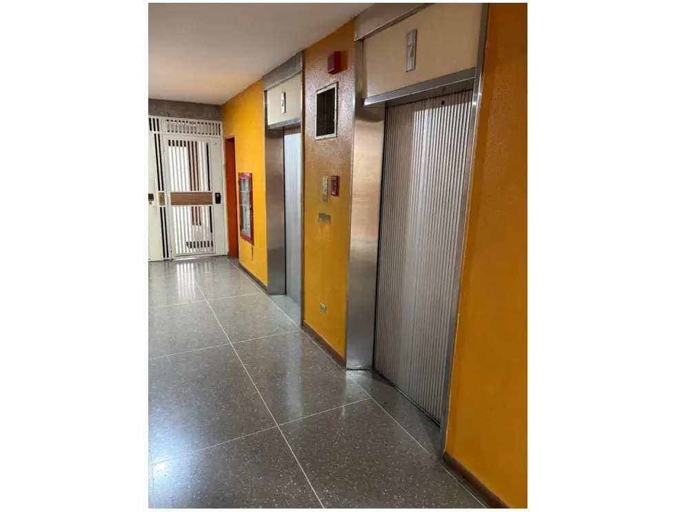 Oficina en Sabana Grande, Caracas - 1