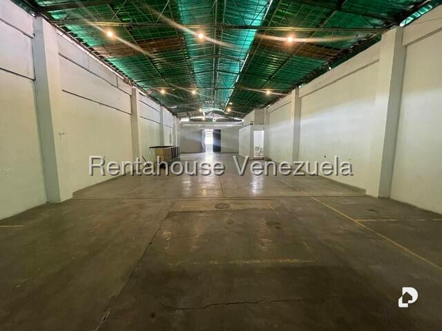 Local comercial en San Juan, Caracas – 12