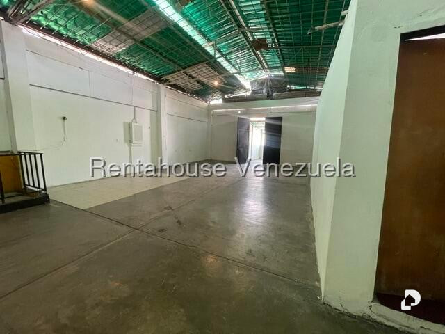 Local comercial en San Juan, Caracas – 16