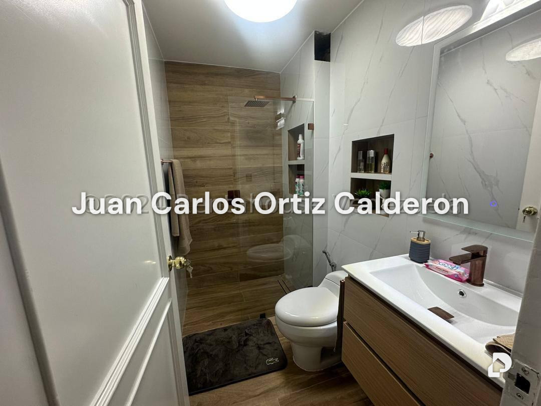 Apartamento en Colinas de La Tahona, Caracas