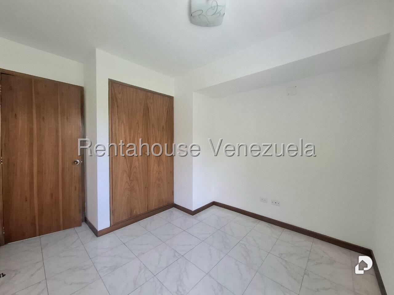 Apartamento en Santa Fe Norte, Caracas – 15