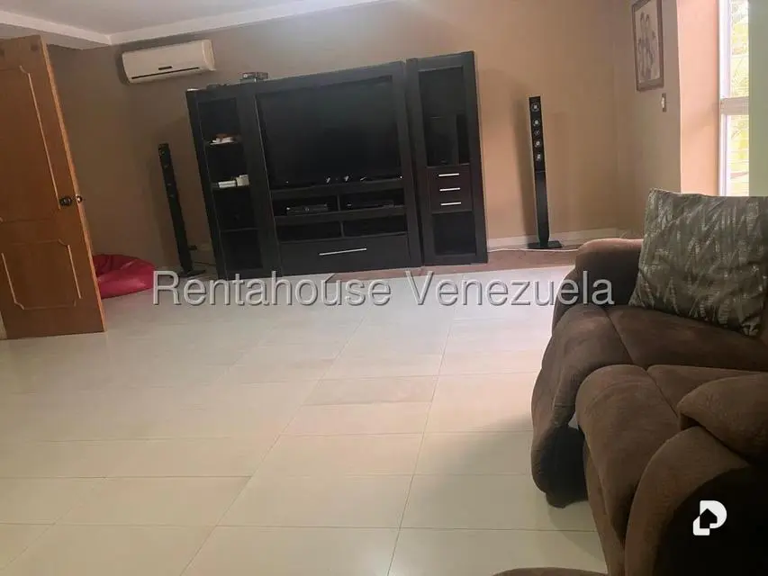 Casa en La Boyera, Caracas – 12