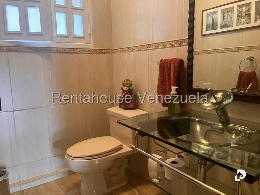 Casa en La Boyera, Caracas – 16