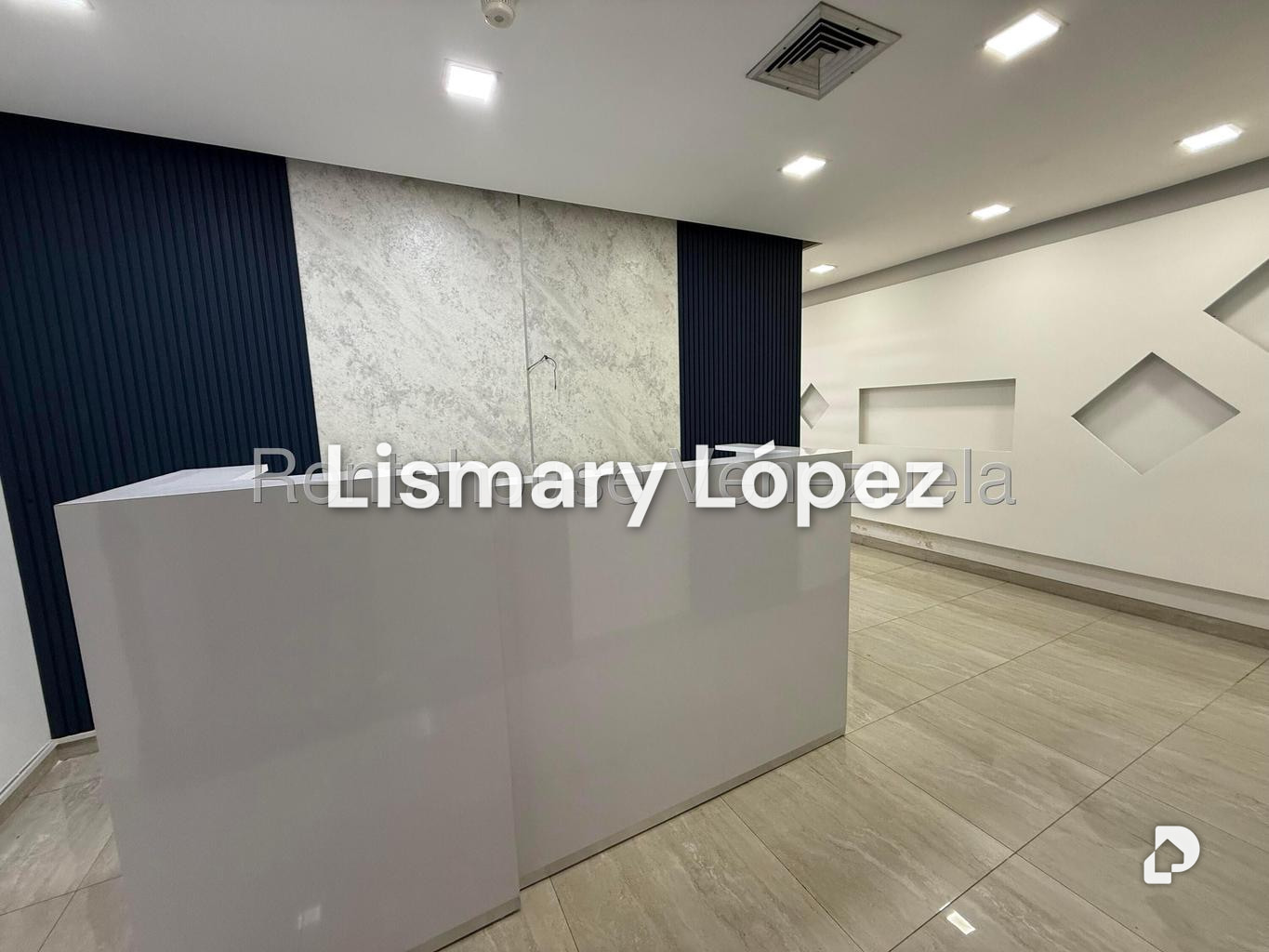 Oficina en Los Palos Grandes, Caracas – 2