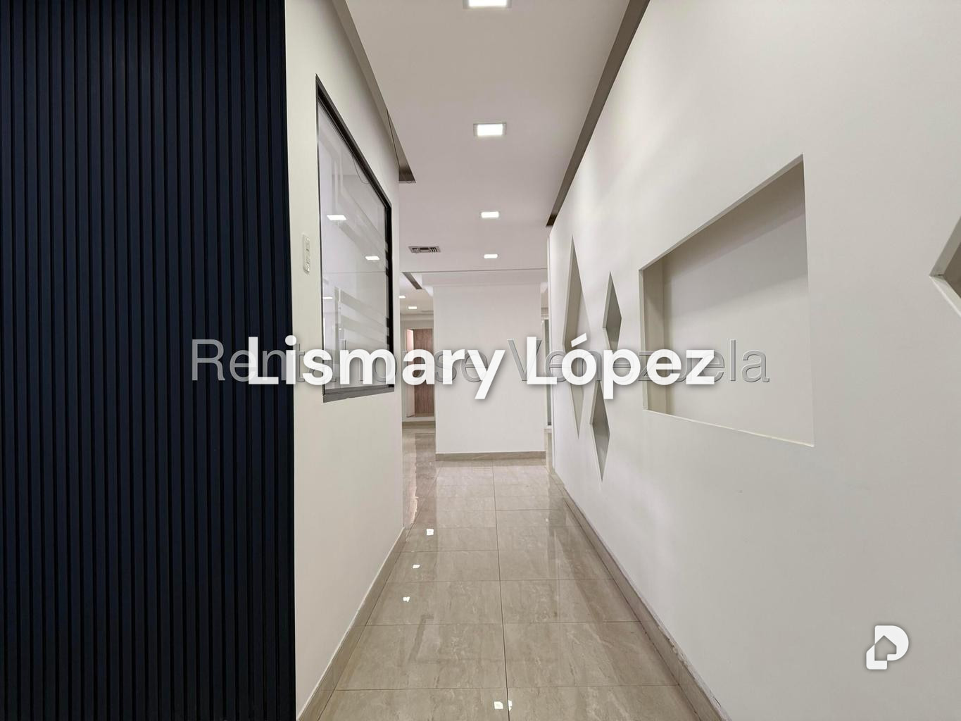 Oficina en Los Palos Grandes, Caracas – 6