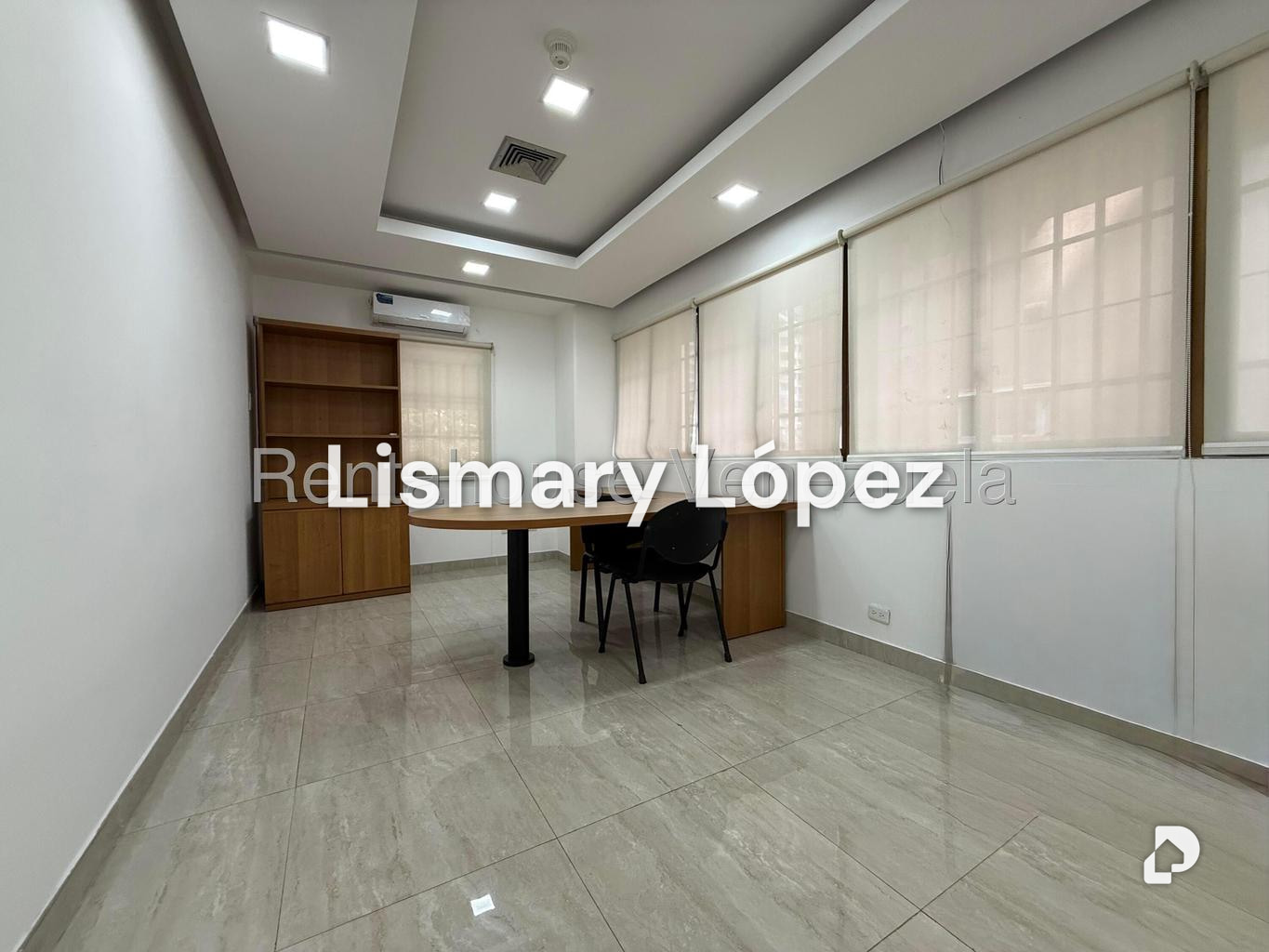 Oficina en Los Palos Grandes, Caracas – 21