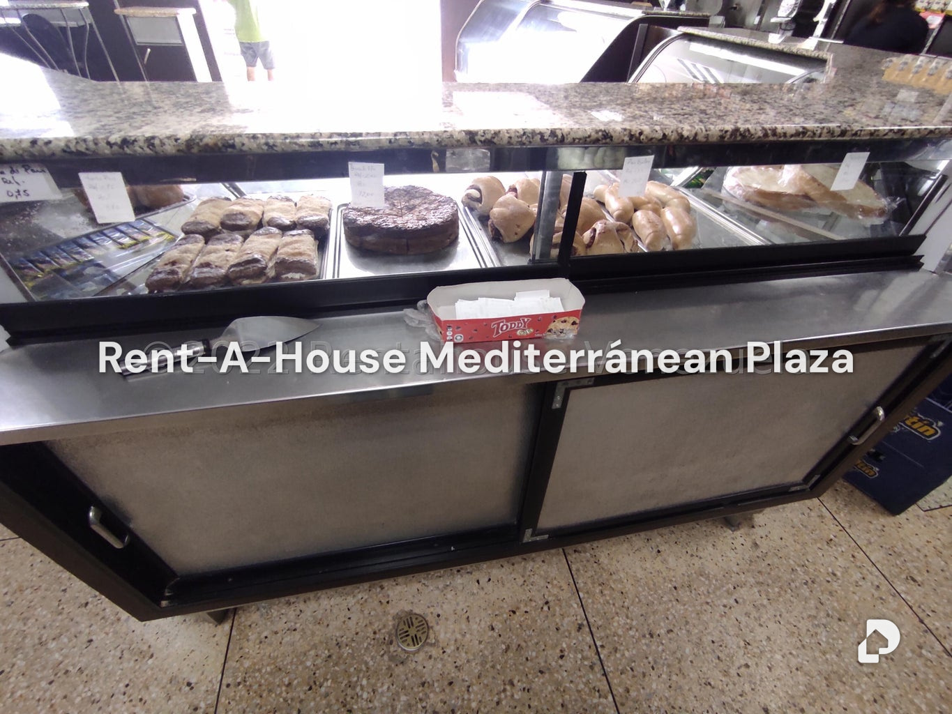 Local comercial en Parque Valencia, Valencia – 26