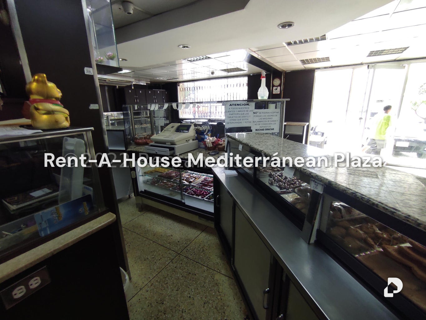Local comercial en Parque Valencia, Valencia – 27