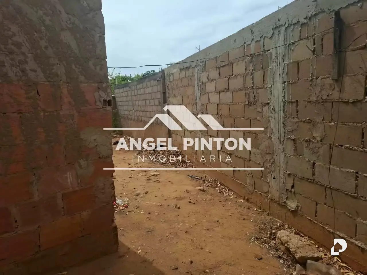 Land in Maracaibo – 4