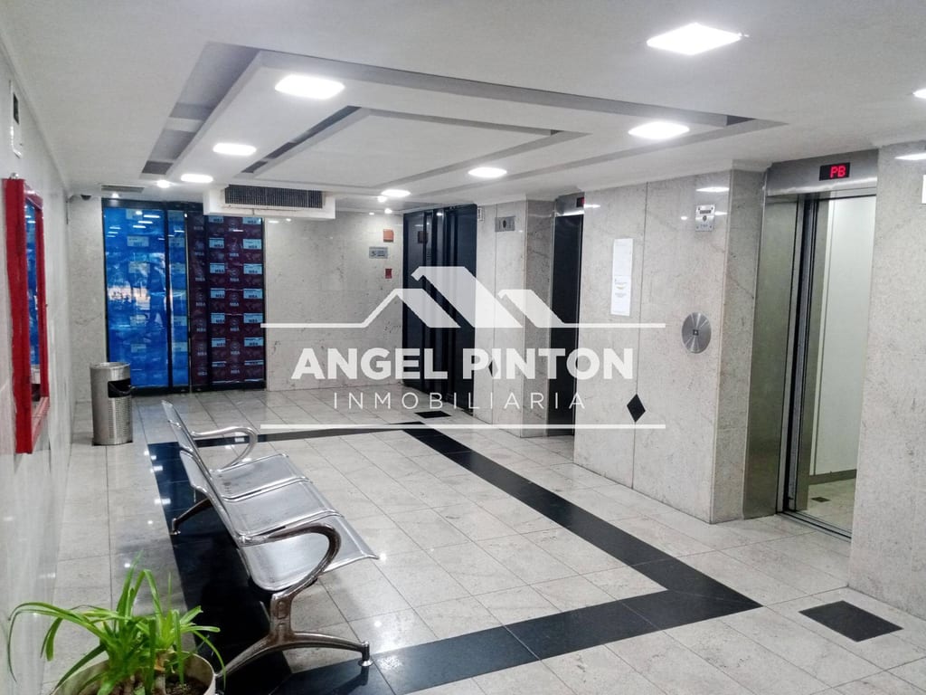 Local comercial en Avenida 5 de Julio, Maracaibo - 1