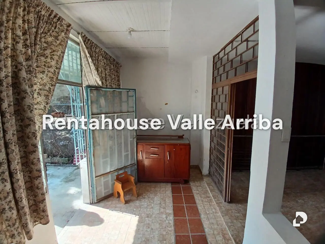 Casa en El Llanito, Caracas – 18
